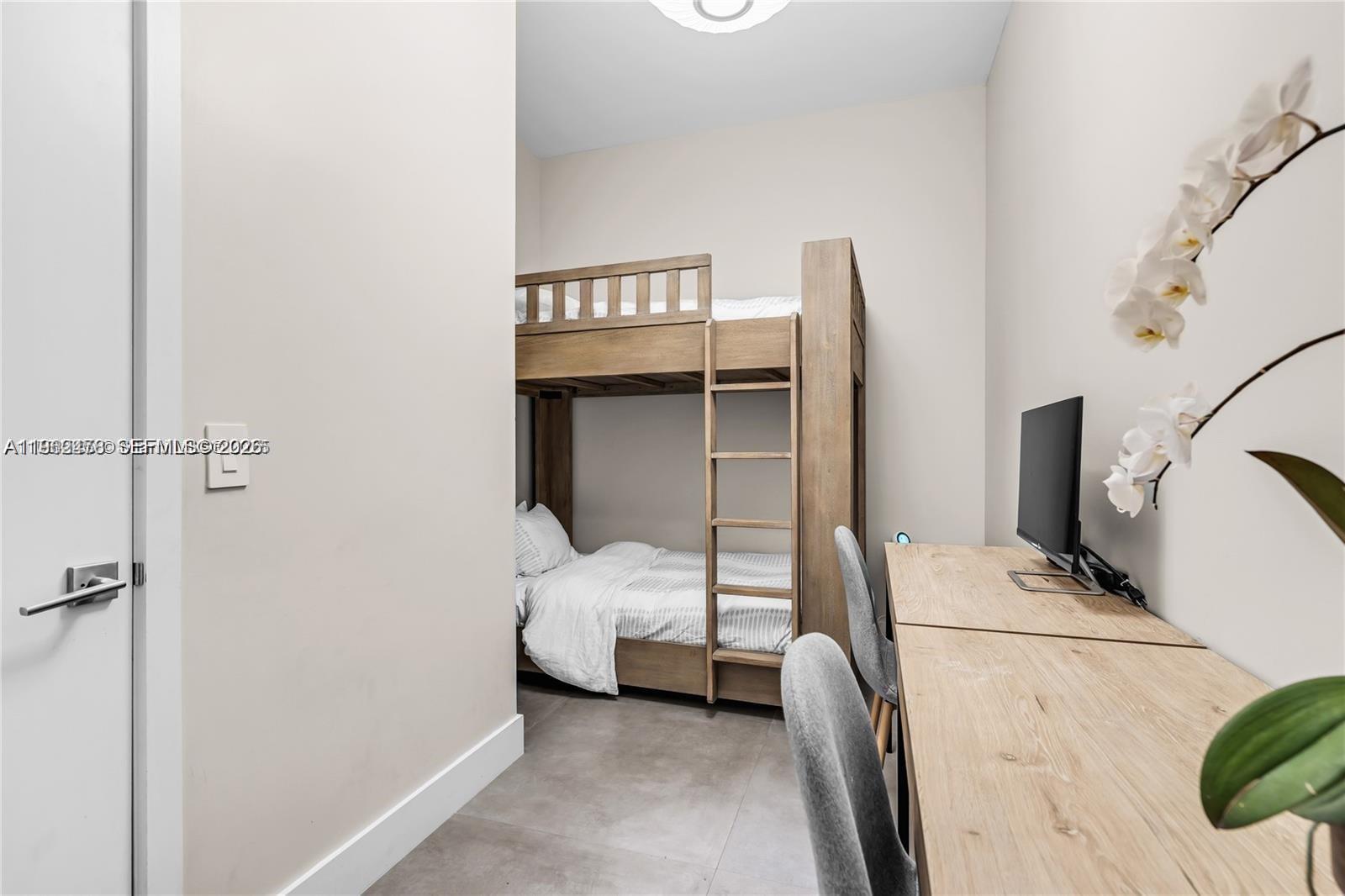 650 NE 32nd St #BH6 Miami, FL 33137