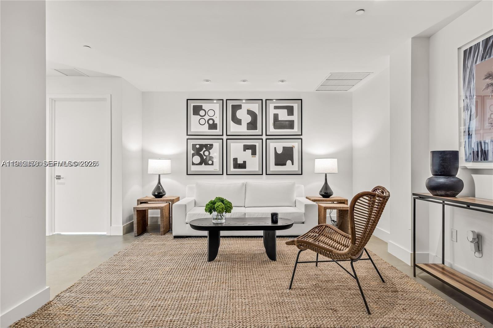 650 NE 32nd St #BH6 Miami, FL 33137