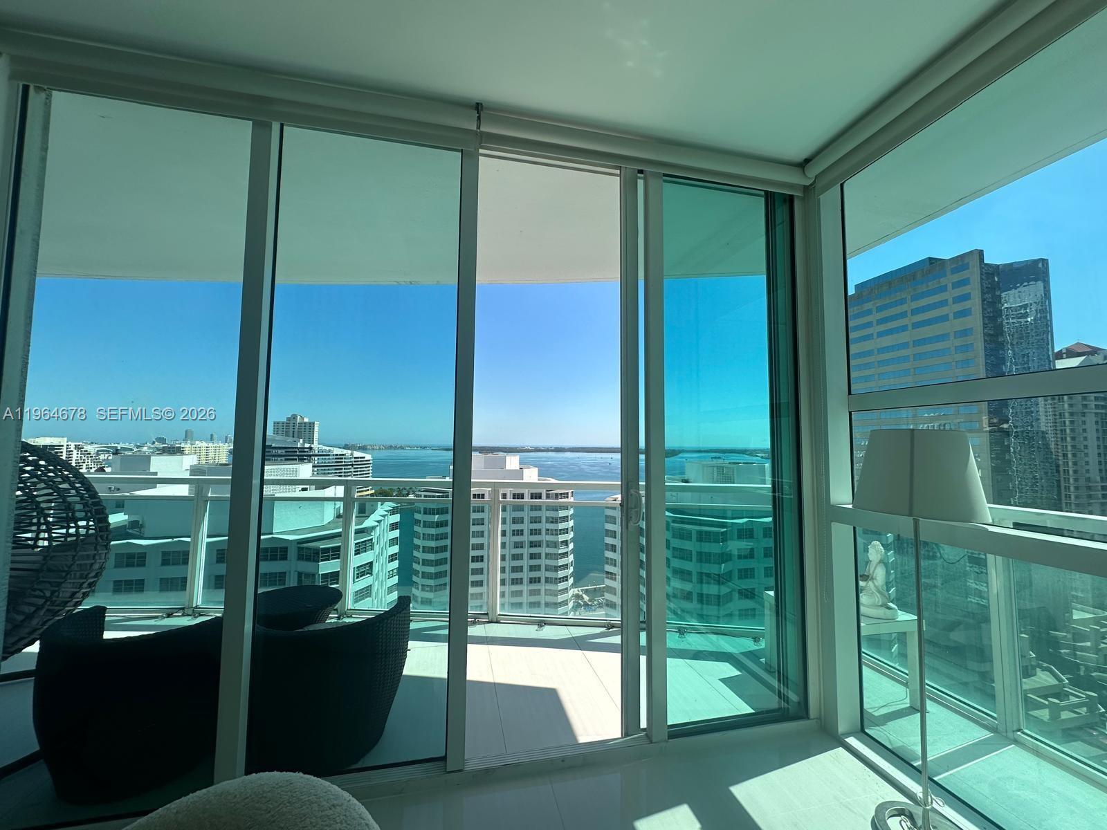 950 Brickell Bay Dr #2211