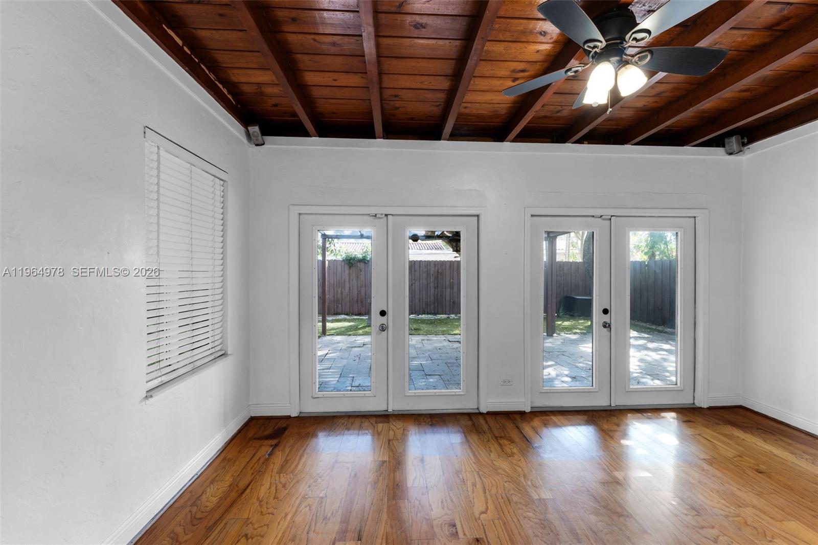 4220 SW 13th St Miami, FL 33134