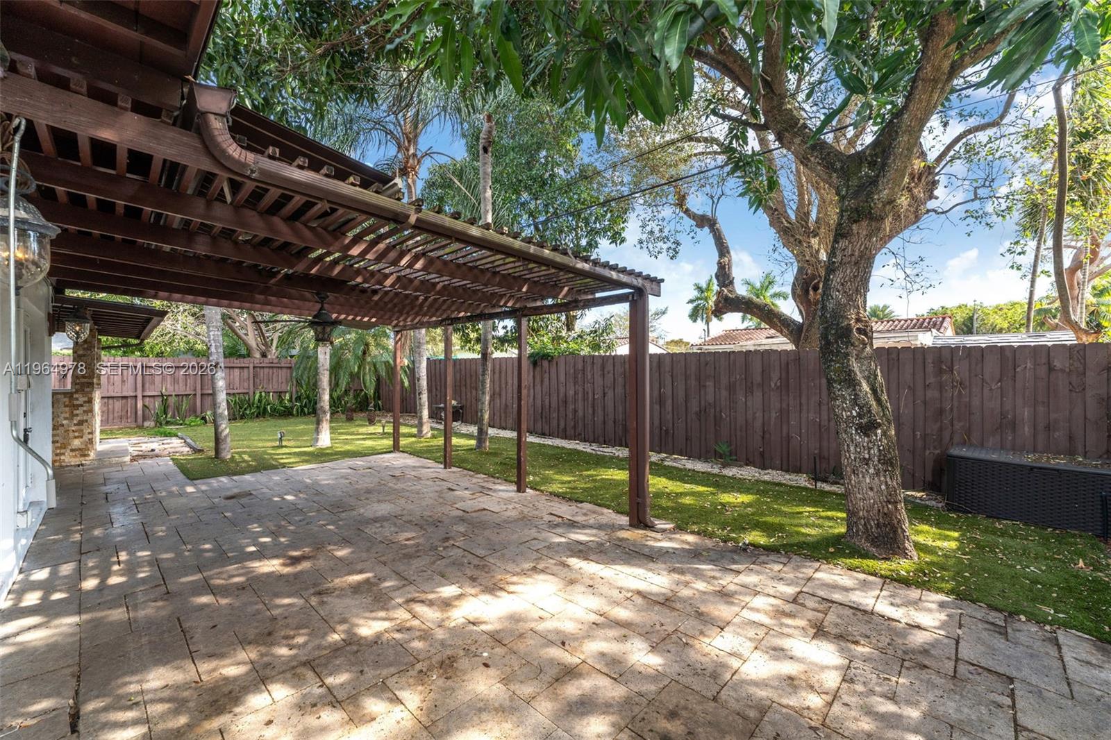 4220 SW 13th St Miami, FL 33134