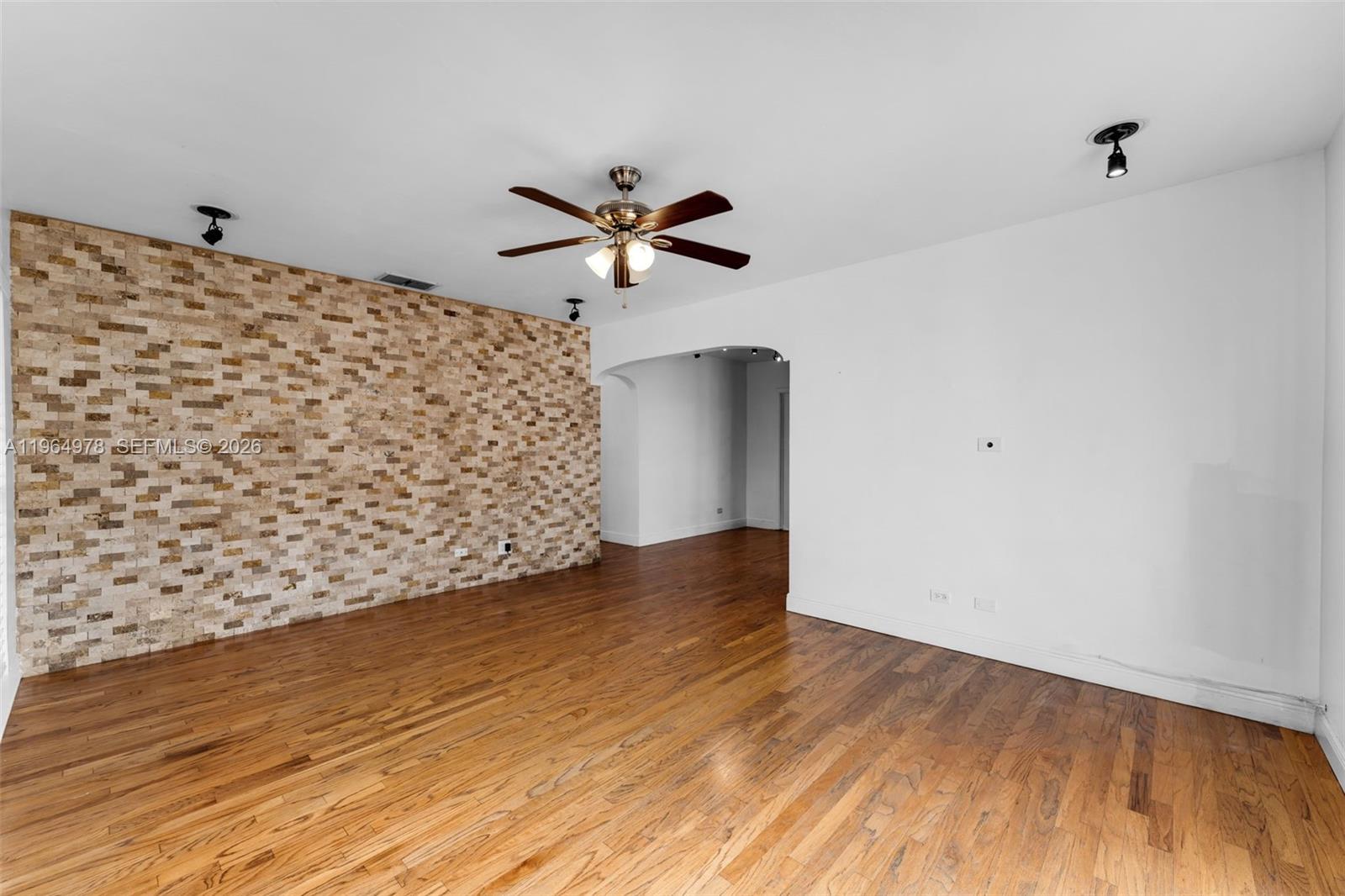 4220 SW 13th St Miami, FL 33134