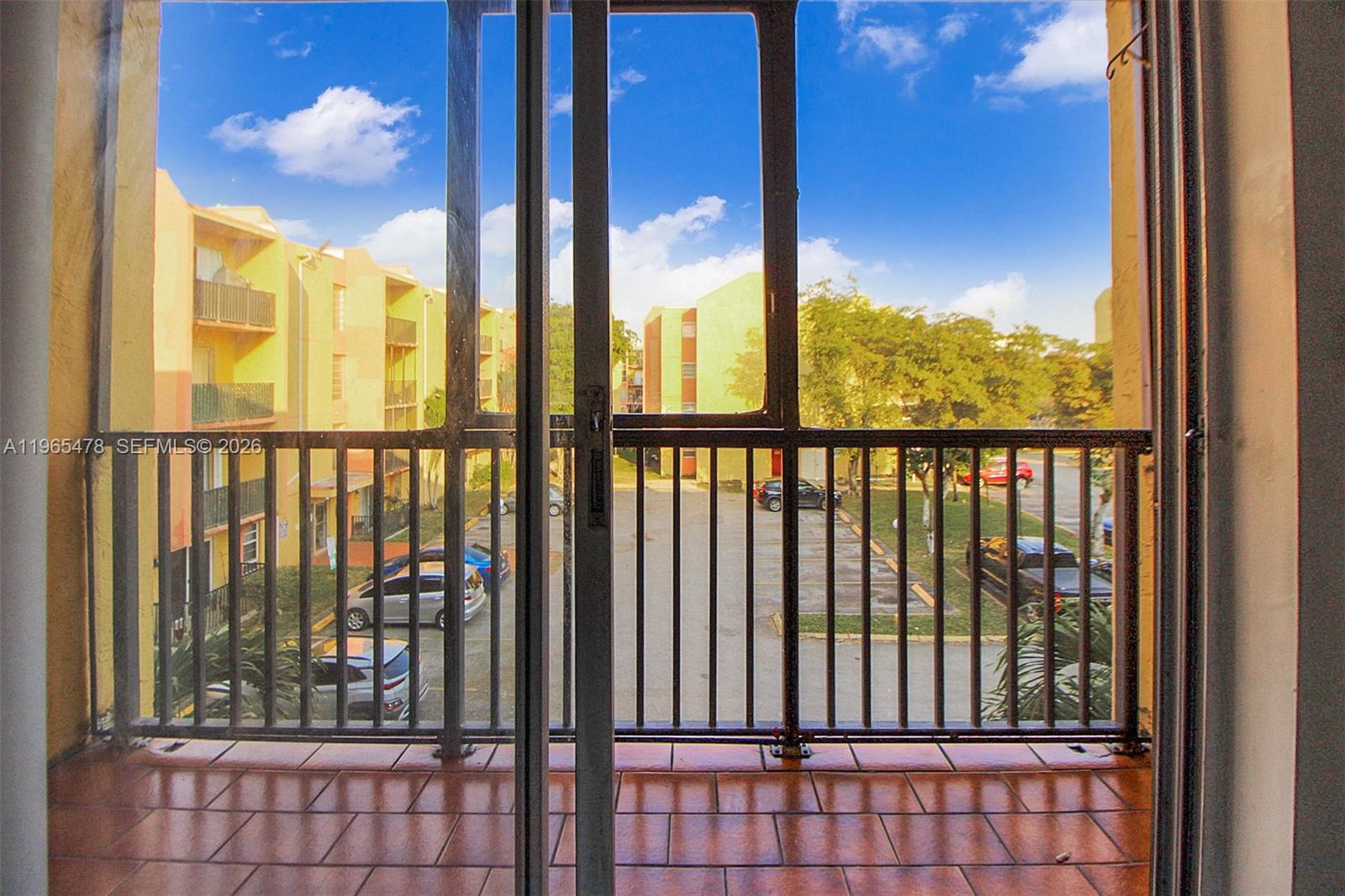 4805 NW 7th St #302-15 Miami, FL 33126