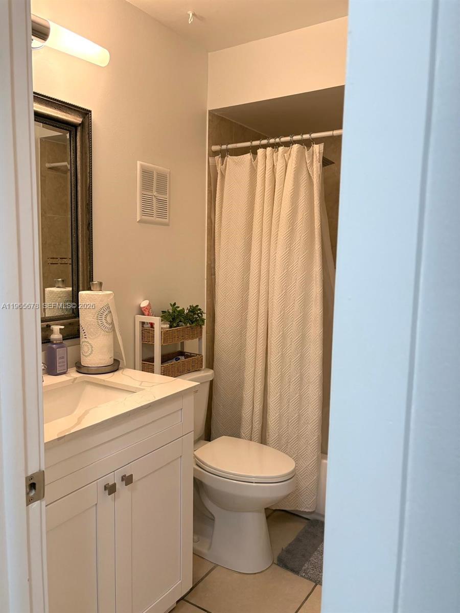 13202 SW 12th Ln Miami, FL 33184