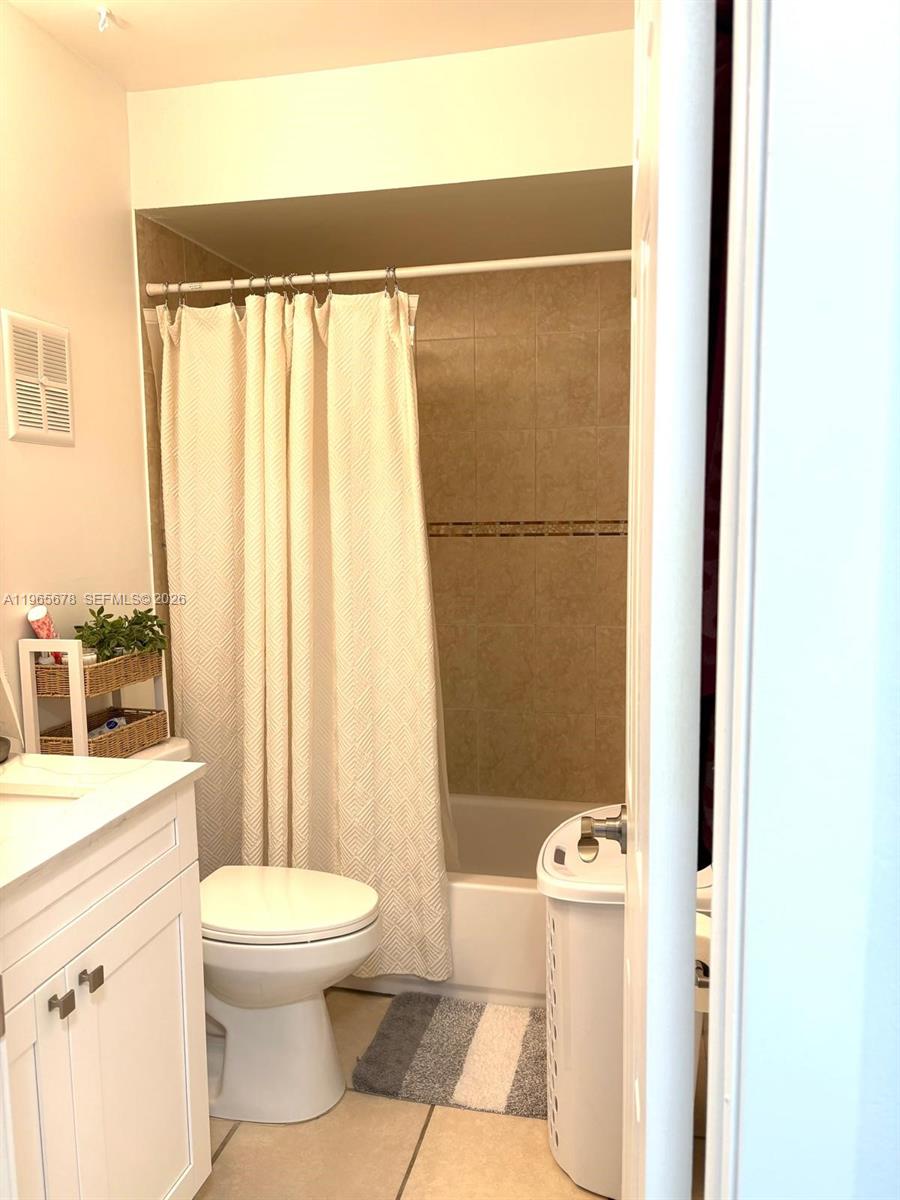 13202 SW 12th Ln Miami, FL 33184