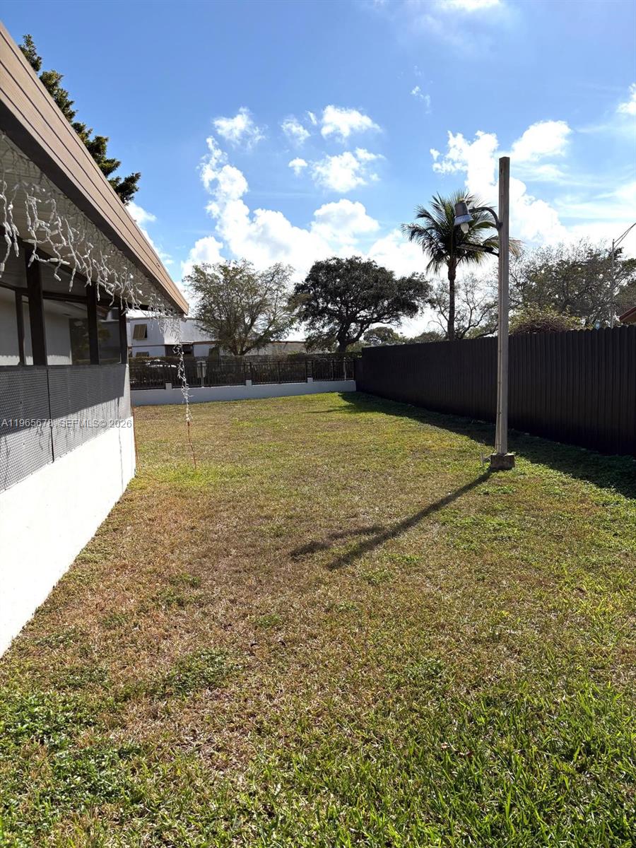 13202 SW 12th Ln Miami, FL 33184