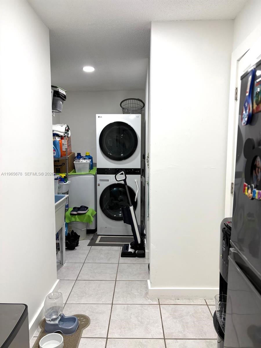 13202 SW 12th Ln Miami, FL 33184