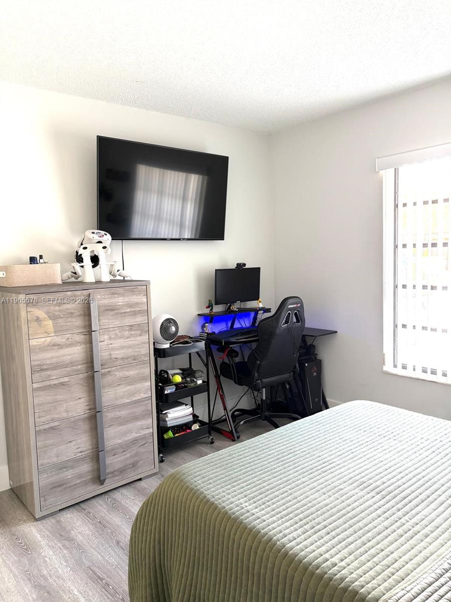 13202 SW 12th Ln Miami, FL 33184