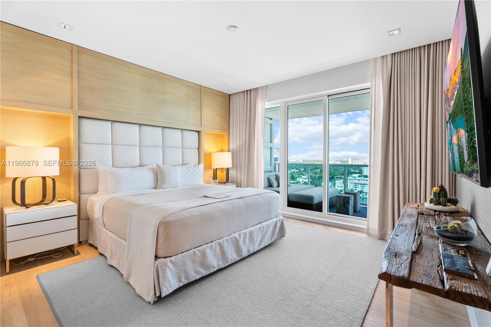 102 24th St #PH-1703 Miami Beach, FL 33139