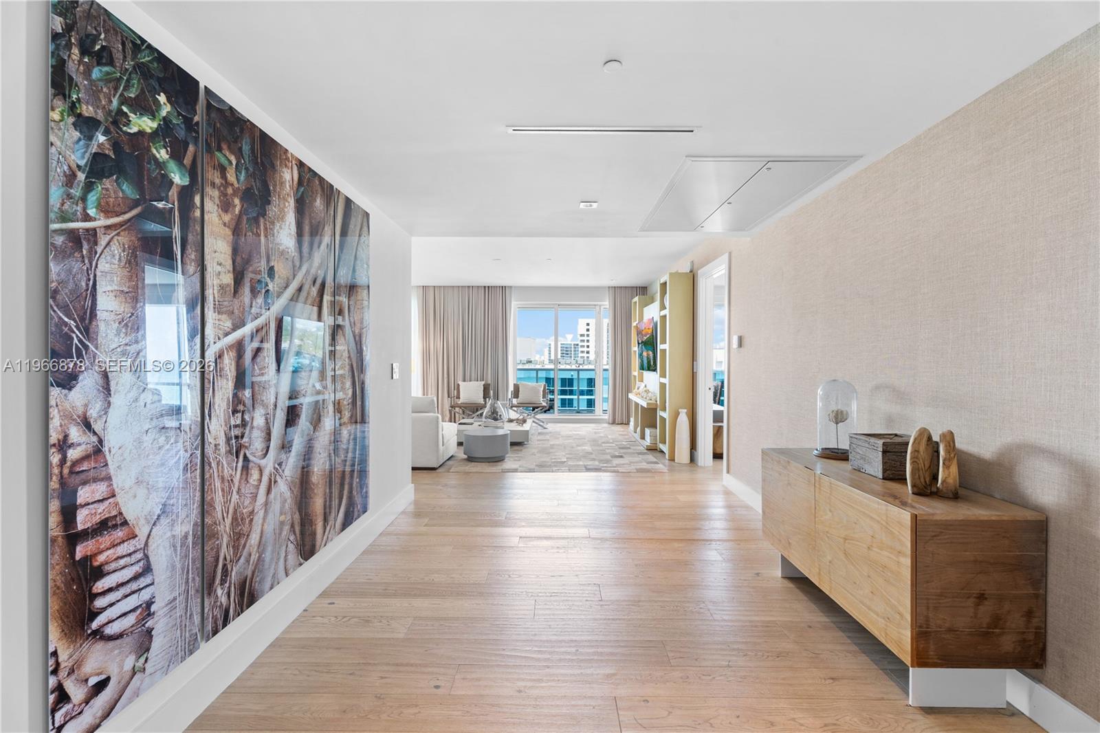 102 24th St #PH-1703 Miami Beach, FL 33139