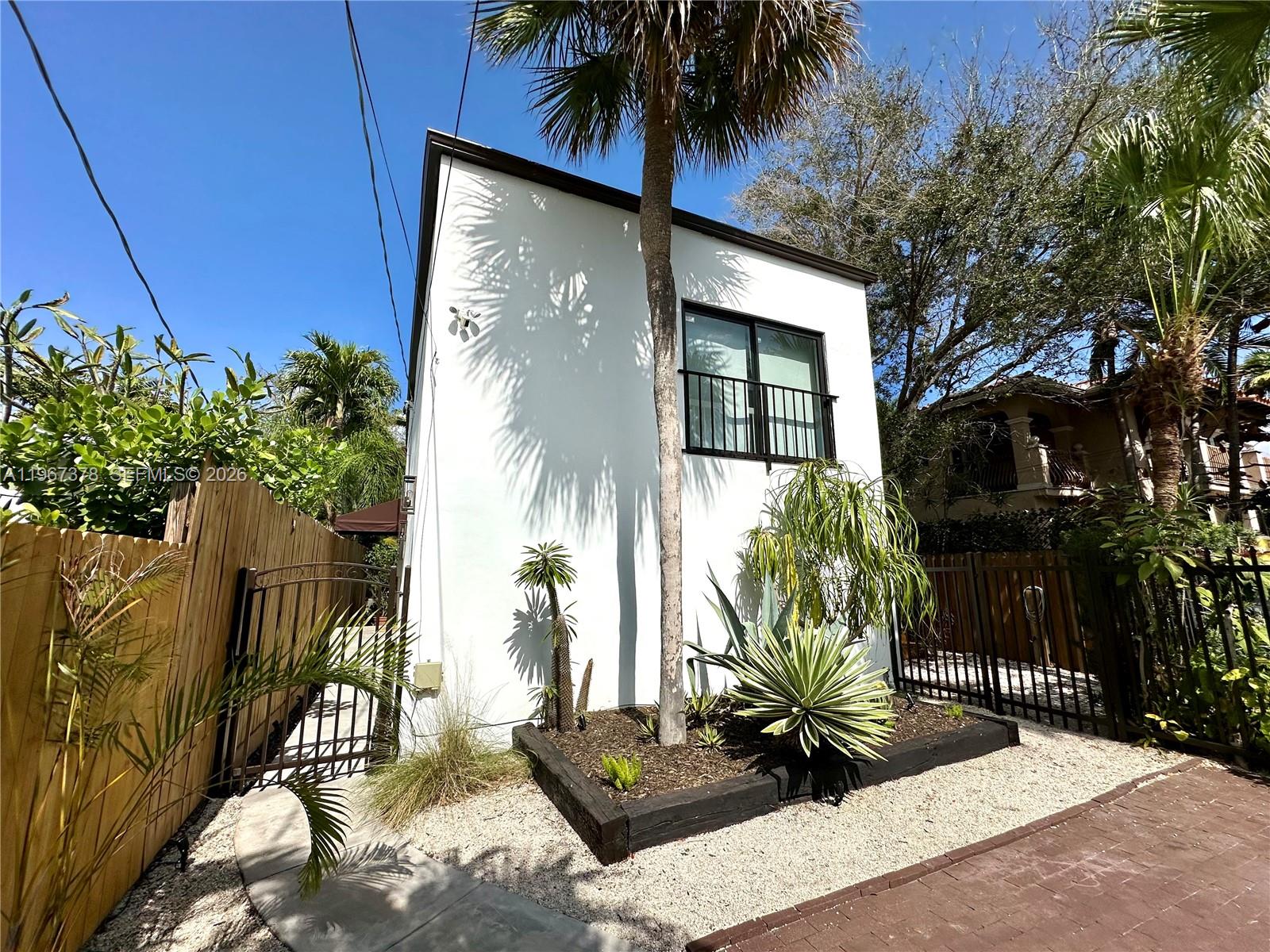 3147 Jackson Ave #3147