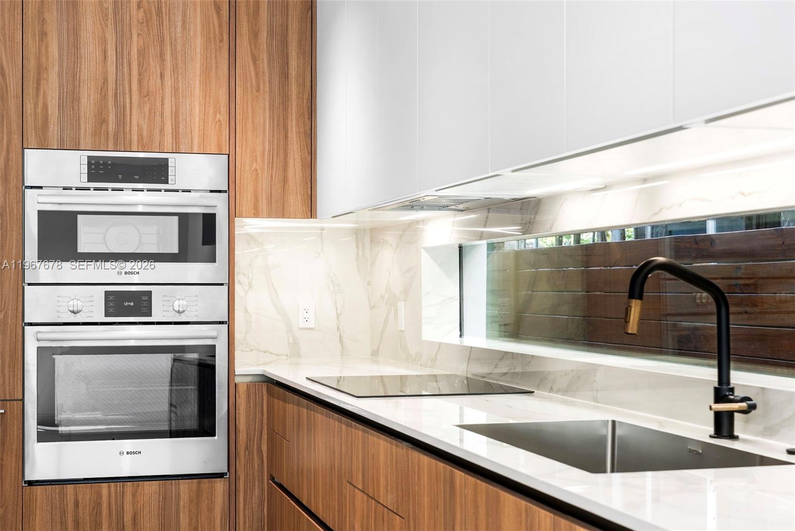 3119 Plaza St Miami, FL 33133