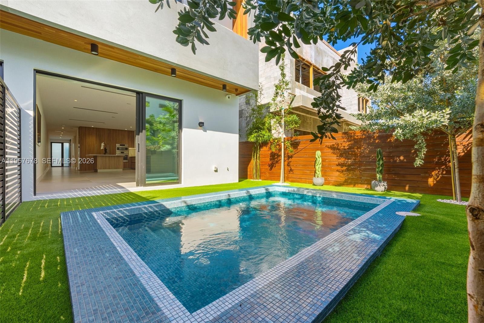 3119 Plaza St Miami, FL 33133