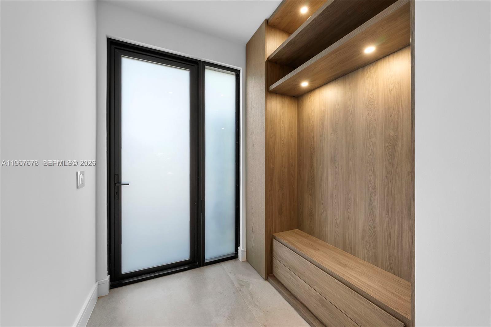 3119 Plaza St Miami, FL 33133