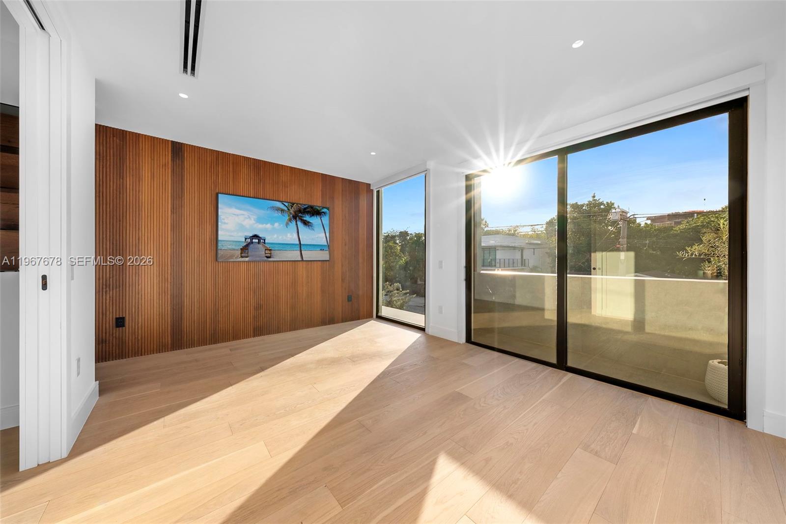 3119 Plaza St Miami, FL 33133