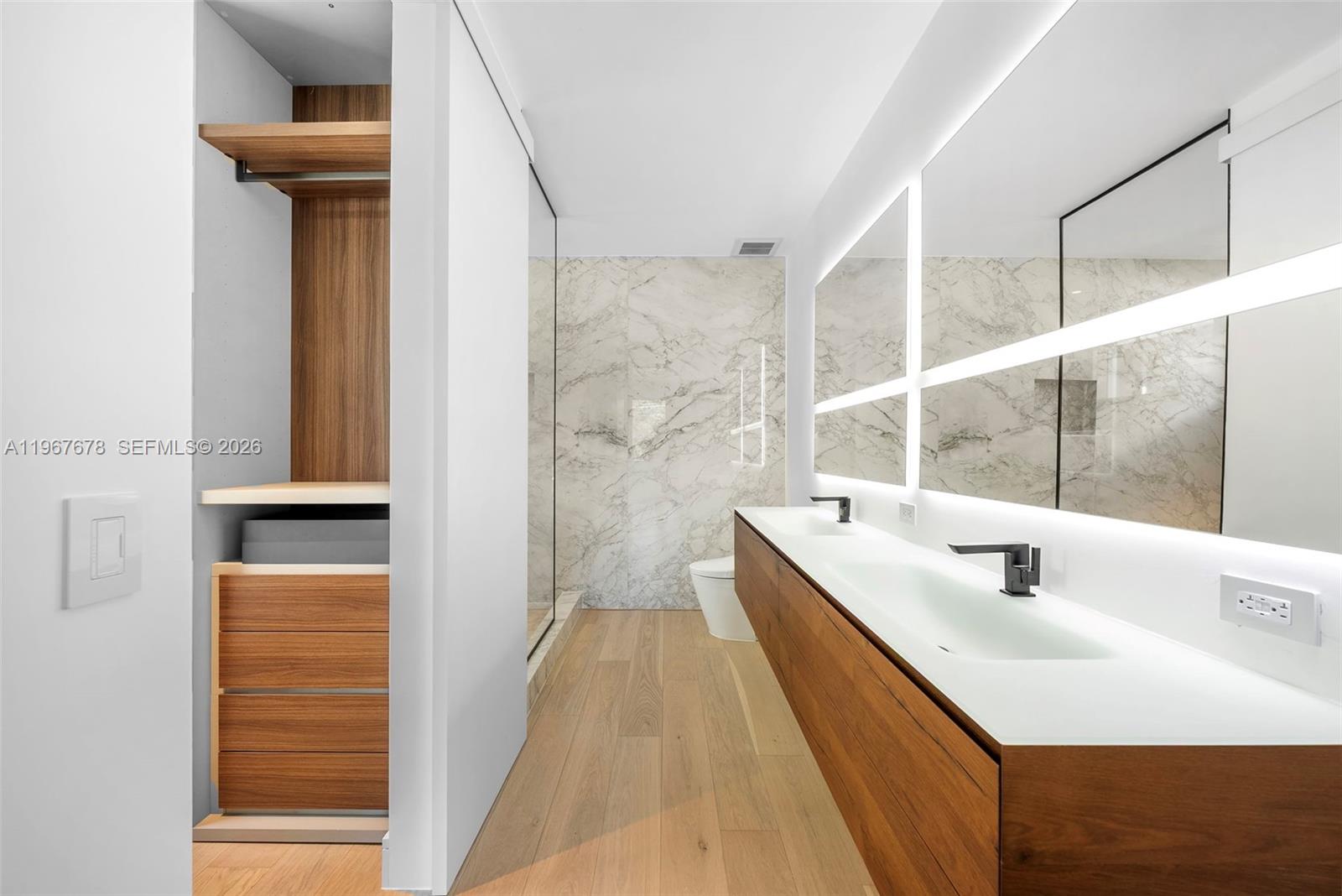 3119 Plaza St Miami, FL 33133