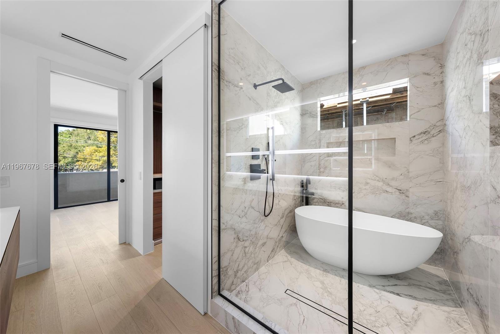 3119 Plaza St Miami, FL 33133