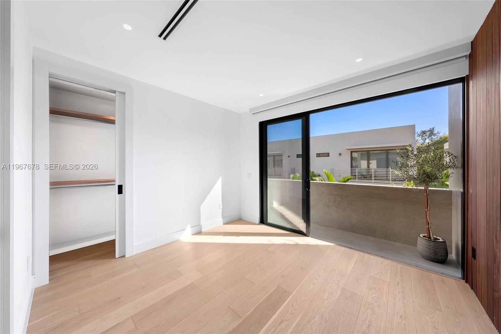 3119 Plaza St Miami, FL 33133