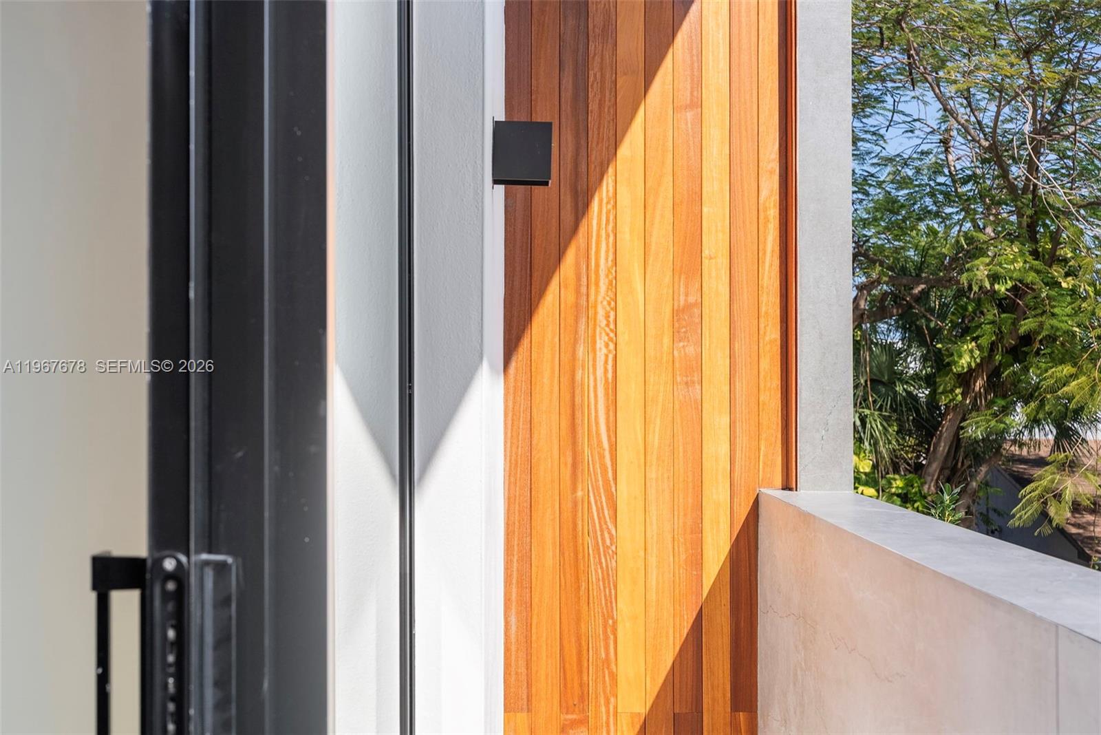 3119 Plaza St Miami, FL 33133