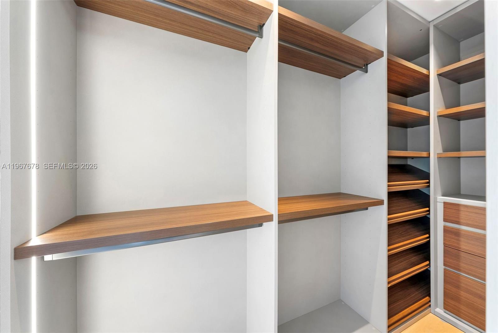 3119 Plaza St Miami, FL 33133