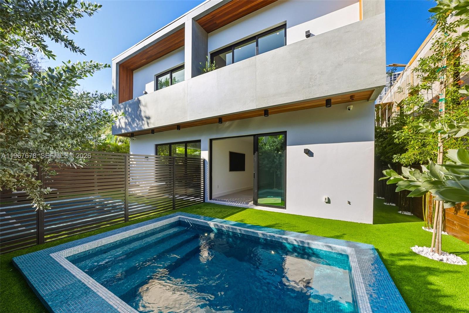 3119 Plaza St Miami, FL 33133