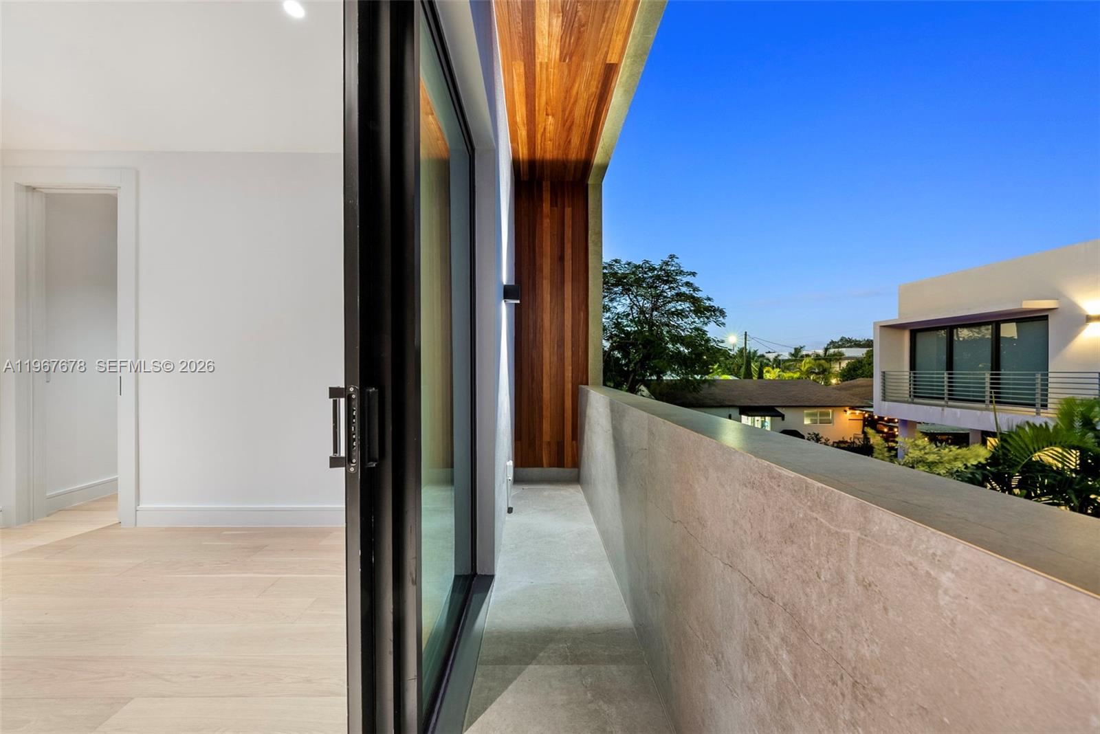 3119 Plaza St Miami, FL 33133