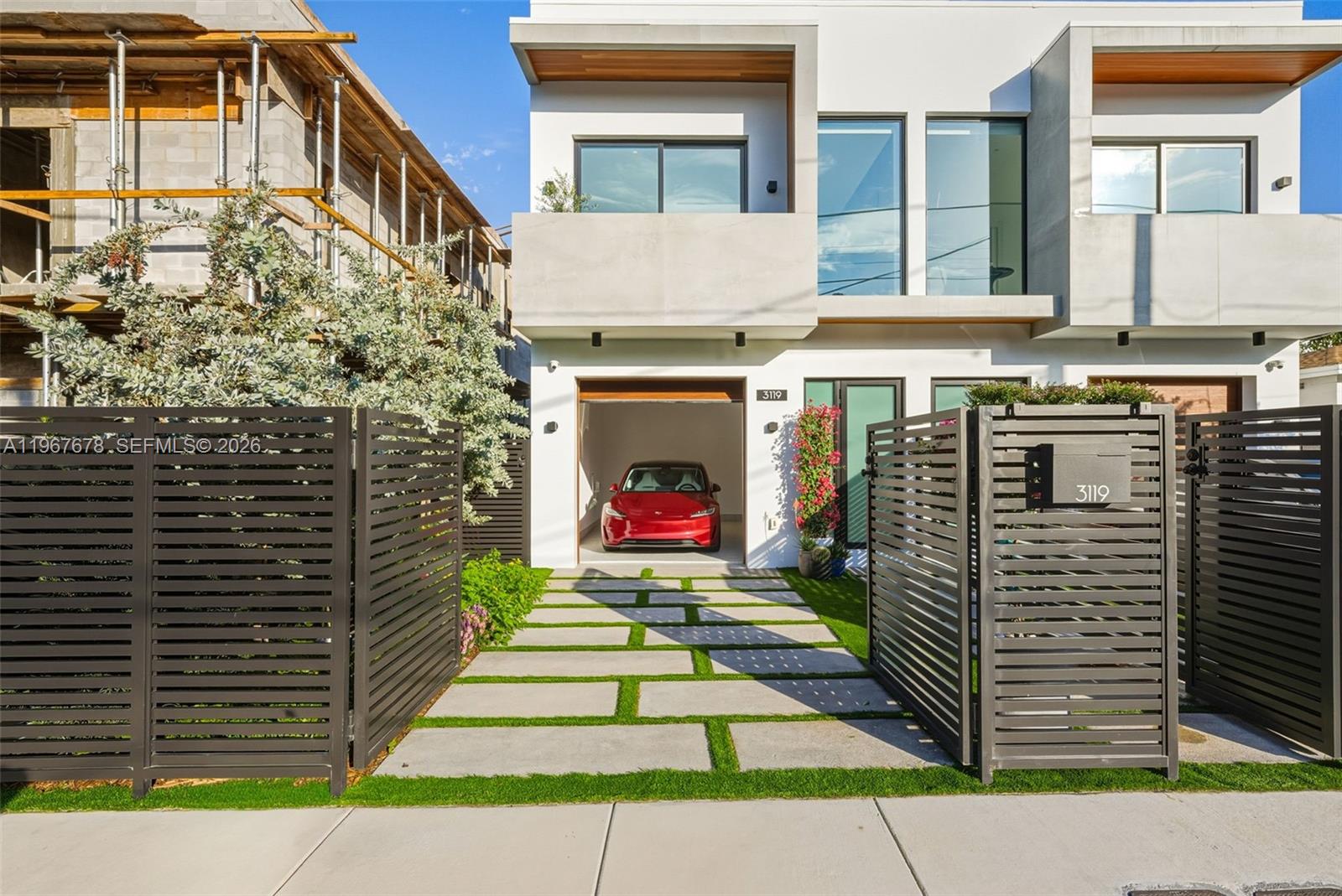 3119 Plaza St Miami, FL 33133