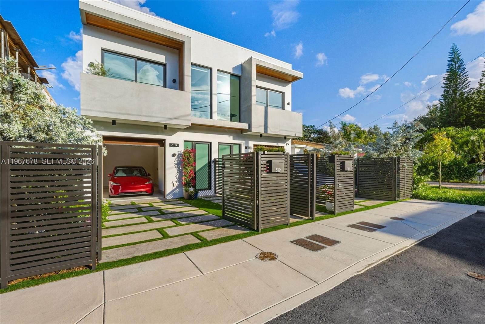 3119 Plaza St Miami, FL 33133