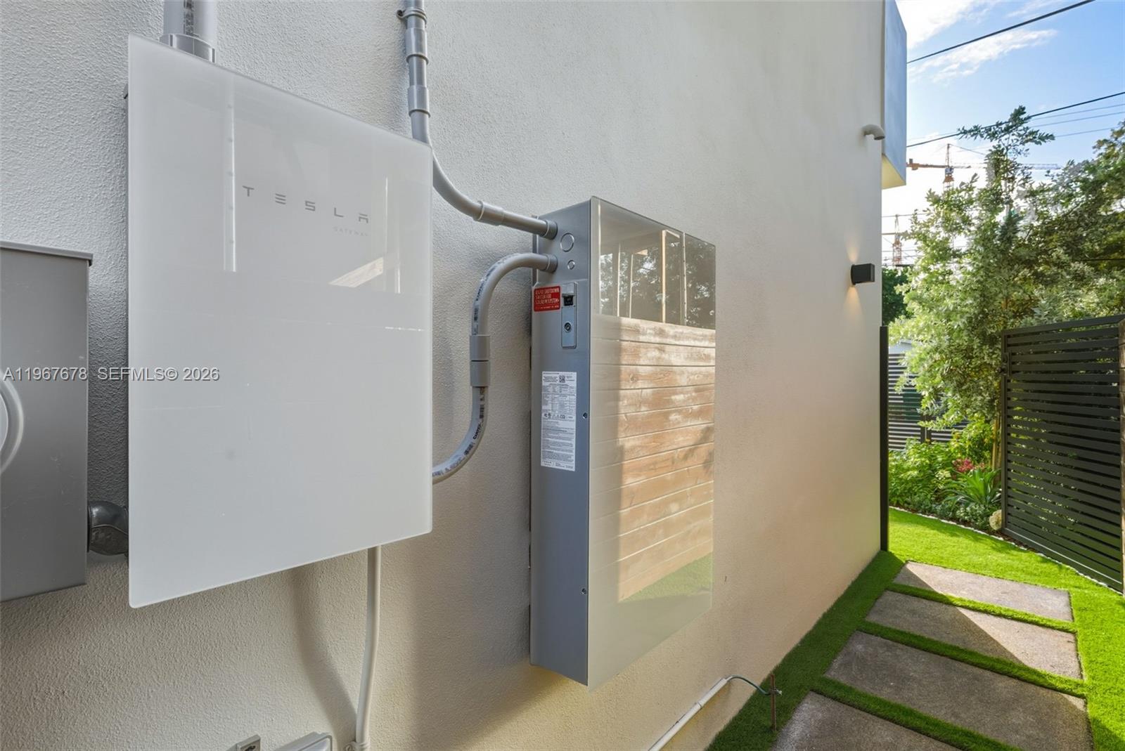 3119 Plaza St Miami, FL 33133