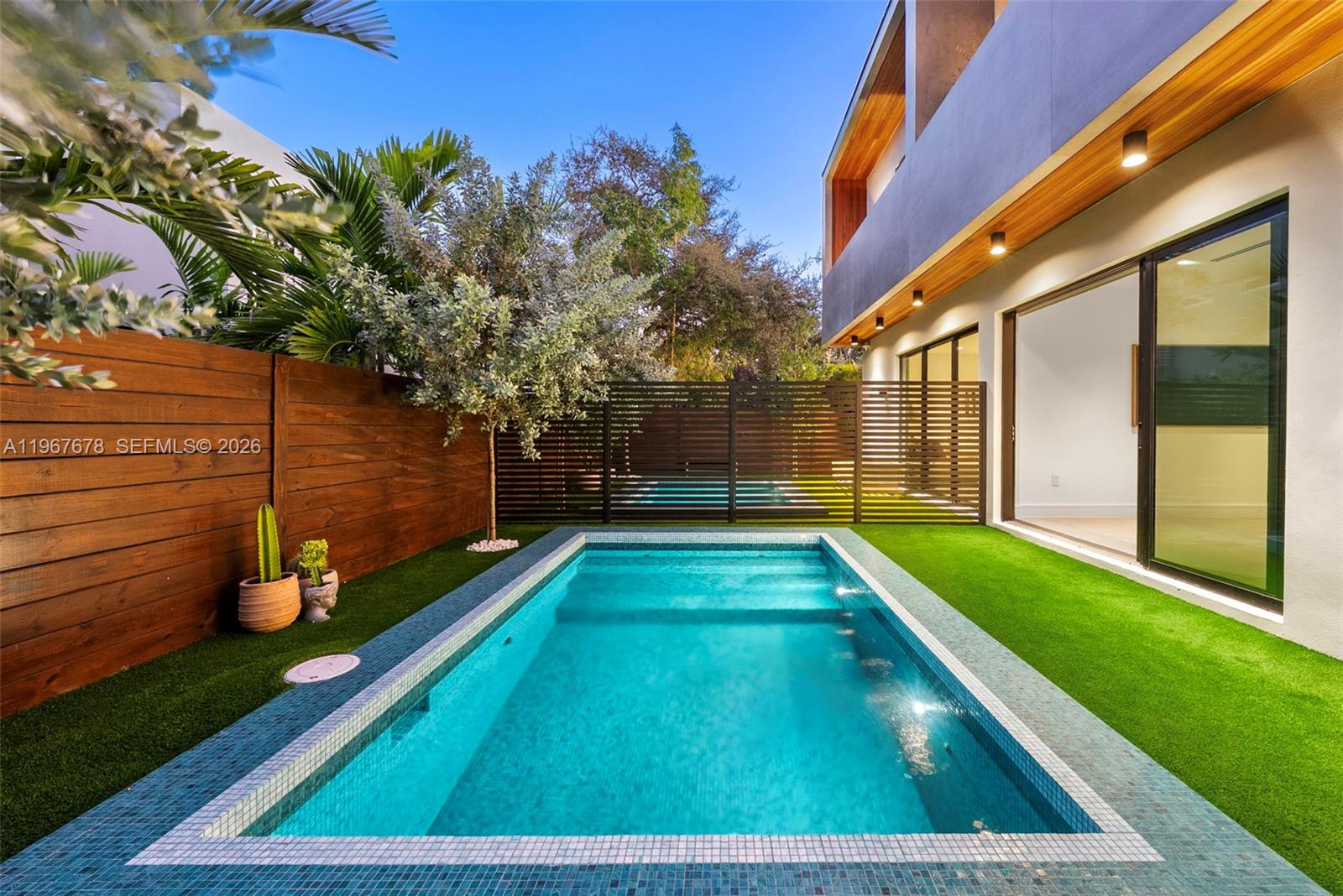 3119 Plaza St Miami, FL 33133