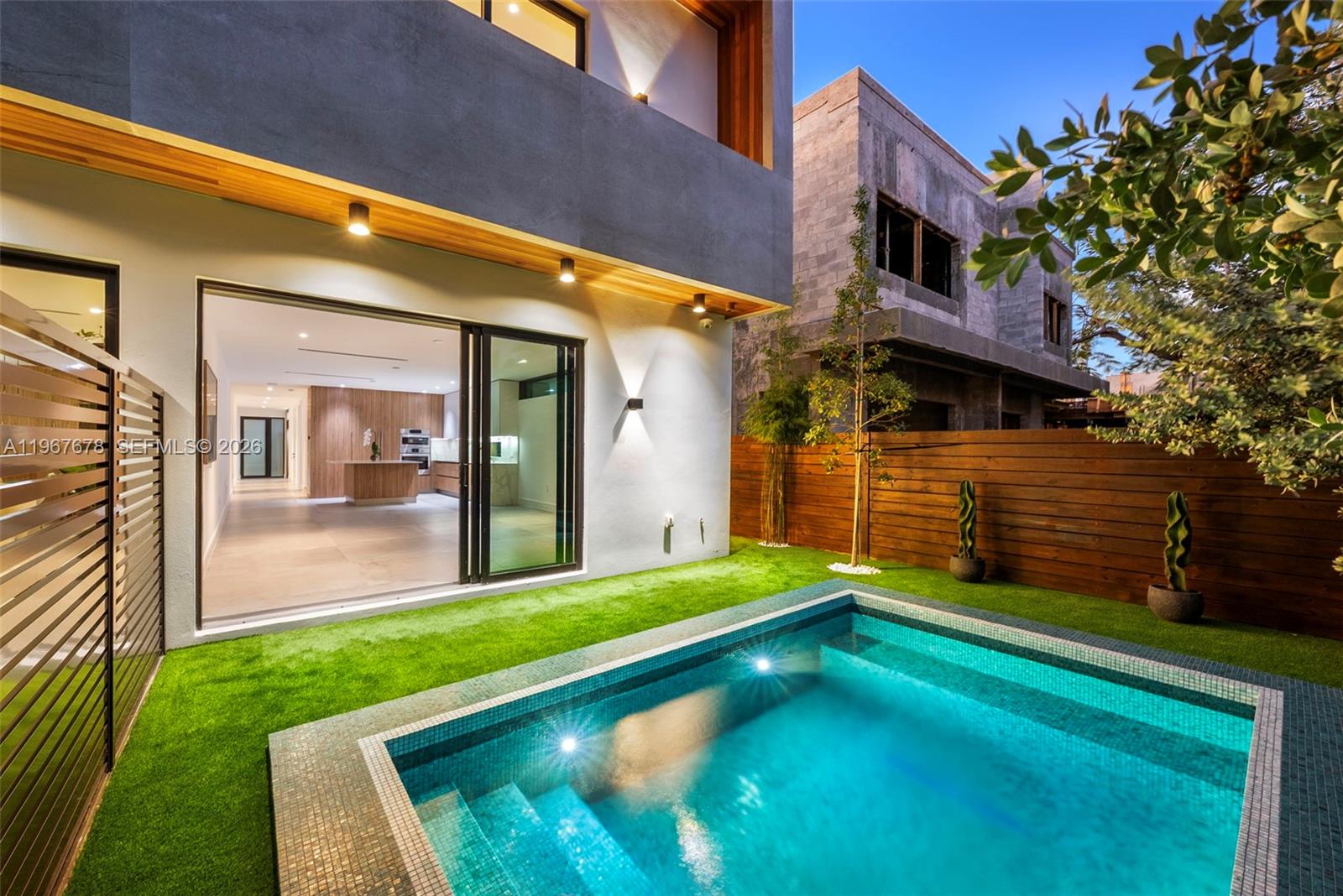 3119 Plaza St Miami, FL 33133