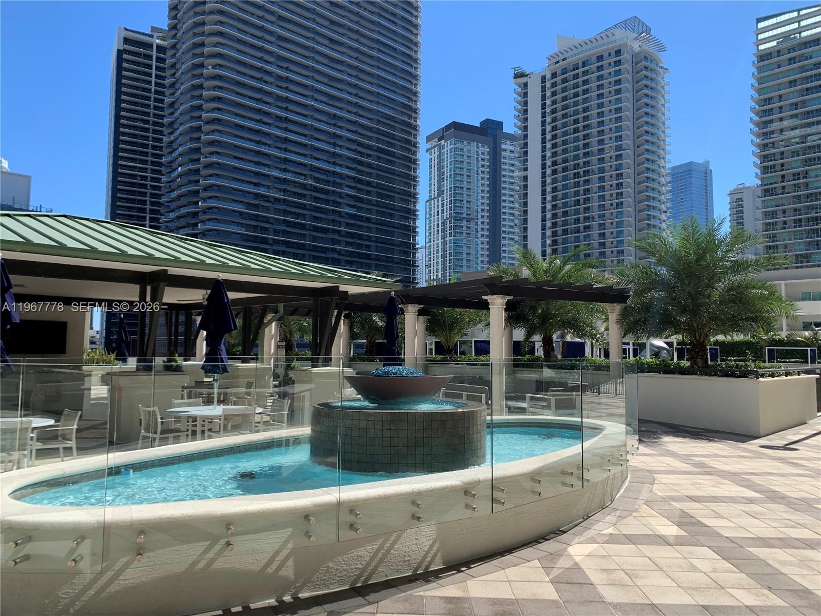 image Nine at Mary Brickell Village8