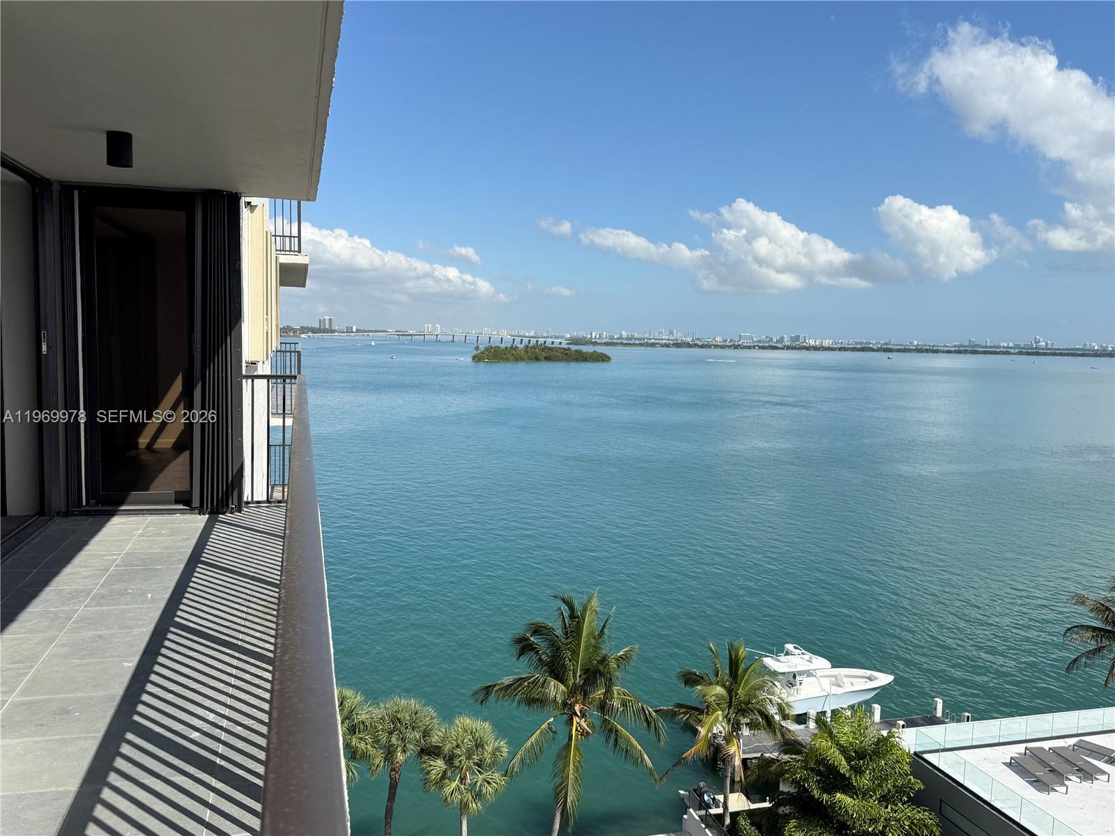 801 N Venetian Dr #802 Miami, FL 33139