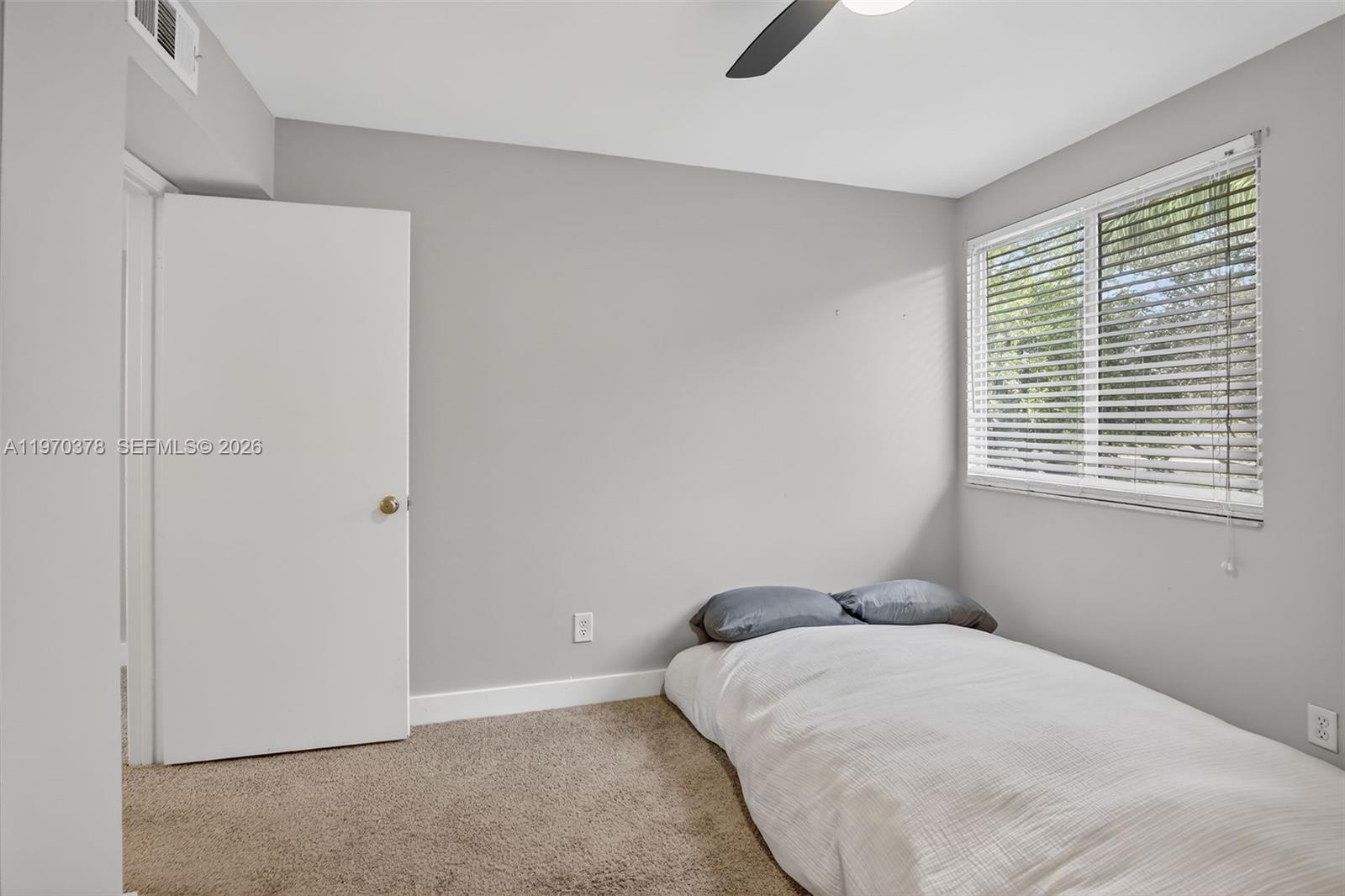 4700 Grapevine Way Davie, FL 33331