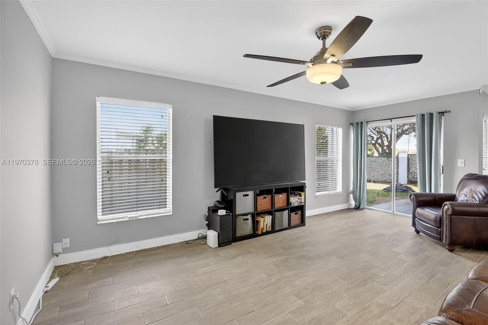 4700 Grapevine Way Davie, FL 33331