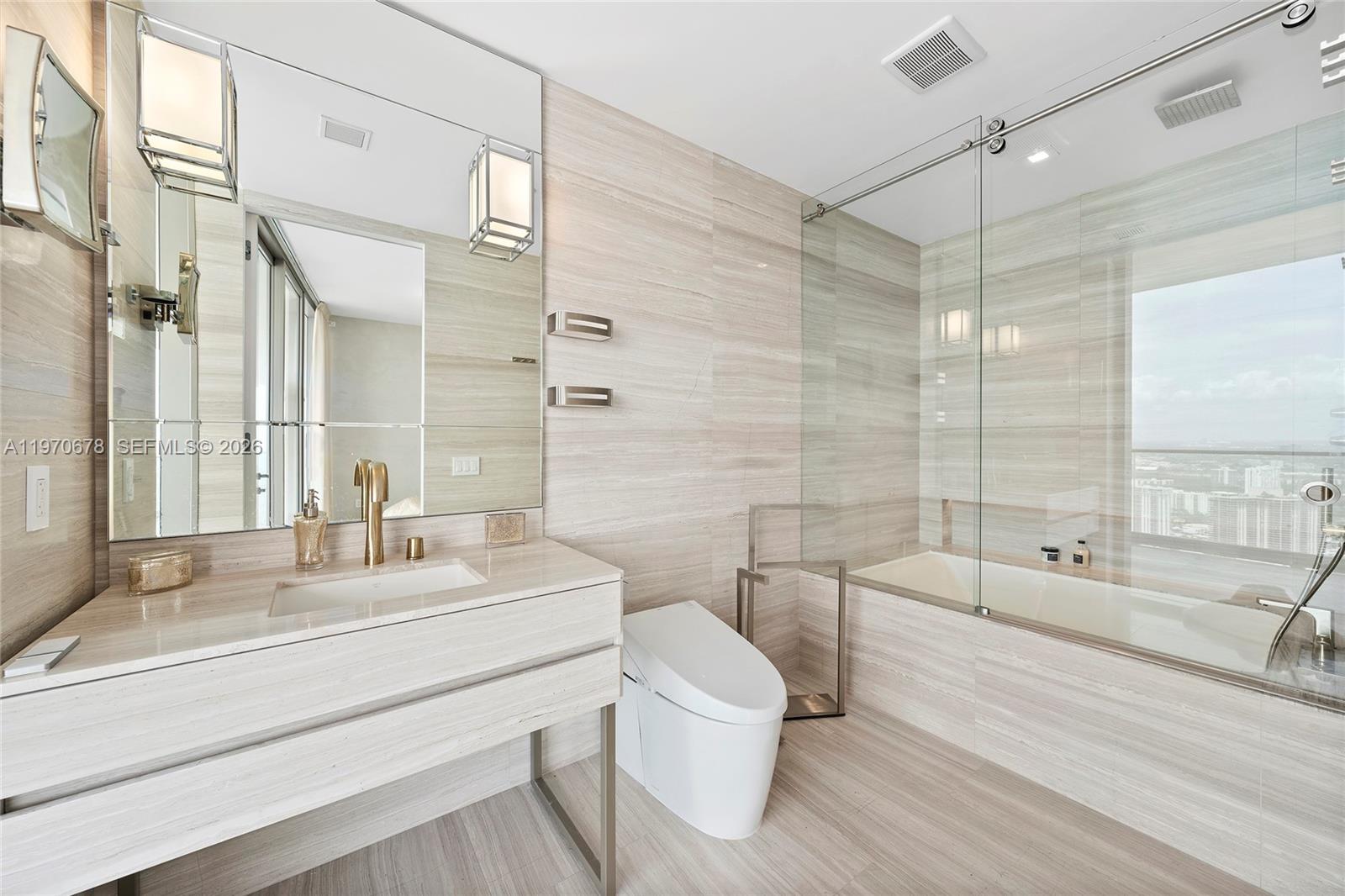 18975 Collins Ave #4505 Sunny Isles Beach, FL 33160