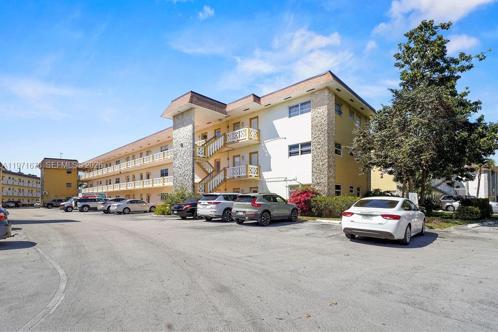 5121 W Oakland Park Blvd #109