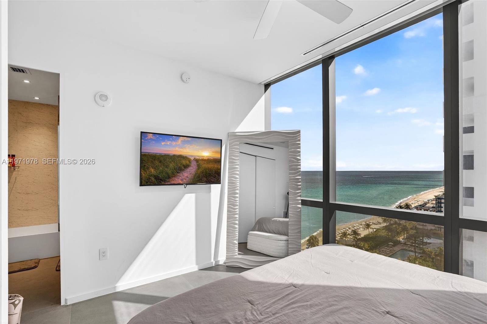 2000 S Ocean Dr #14B Hallandale Beach, FL 33009