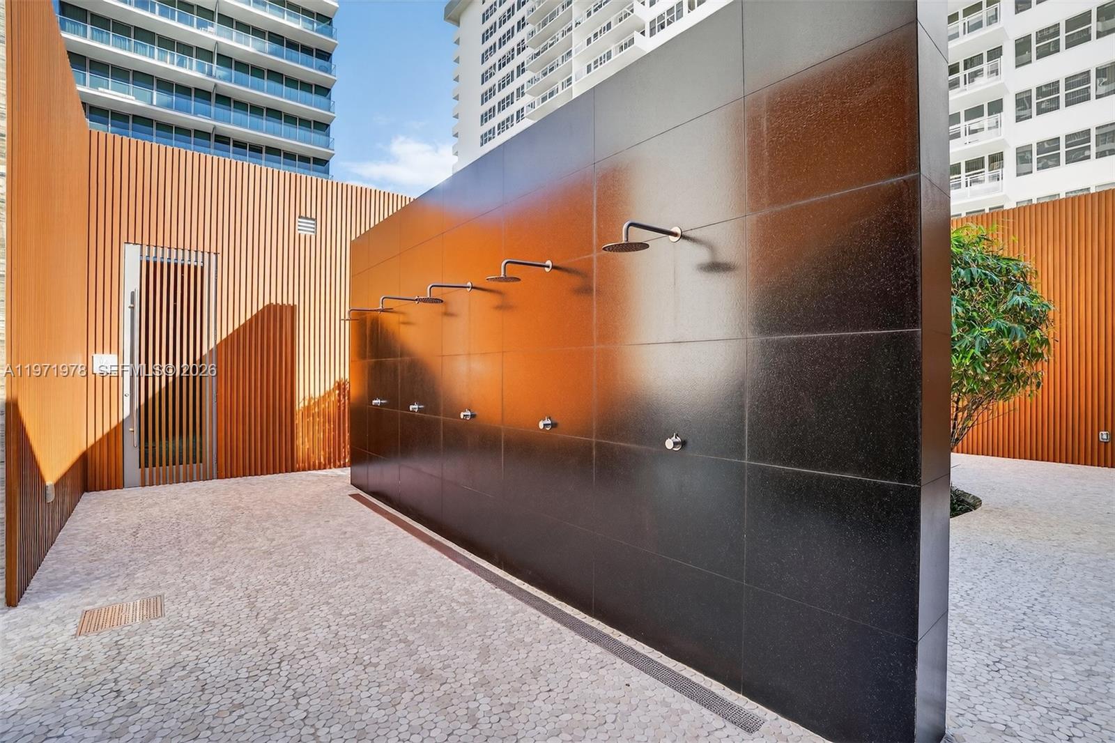 2000 S Ocean Dr #14B Hallandale Beach, FL 33009