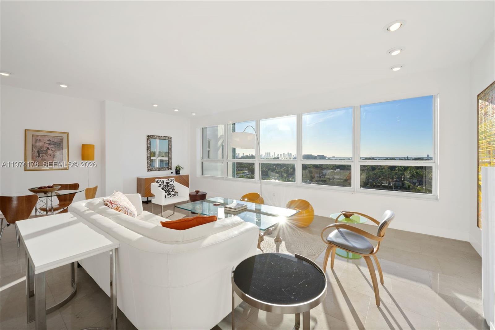 4925 Collins Ave #8G