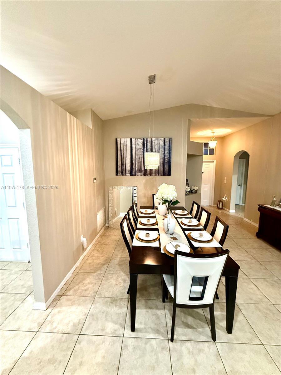 12718 SW 47th St Miramar, FL 33027