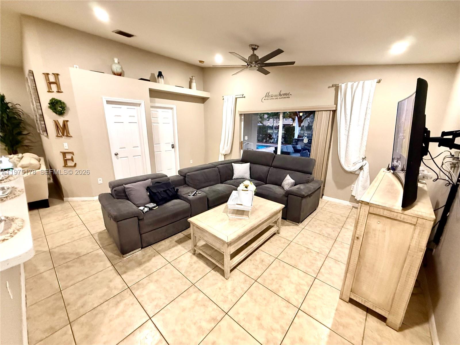 12718 SW 47th St Miramar, FL 33027