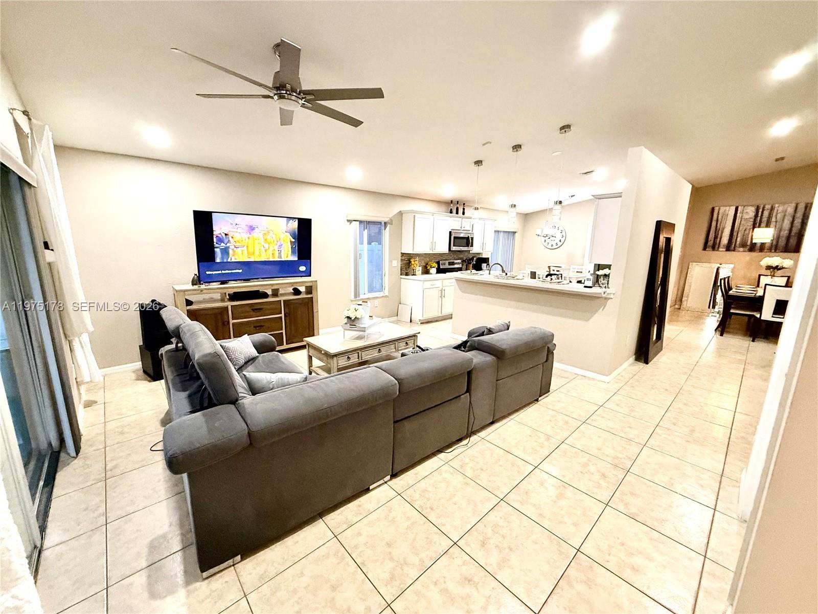 12718 SW 47th St Miramar, FL 33027