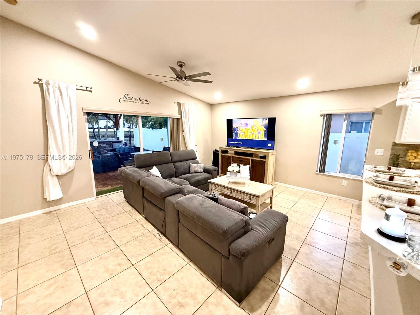 12718 SW 47th St Miramar, FL 33027