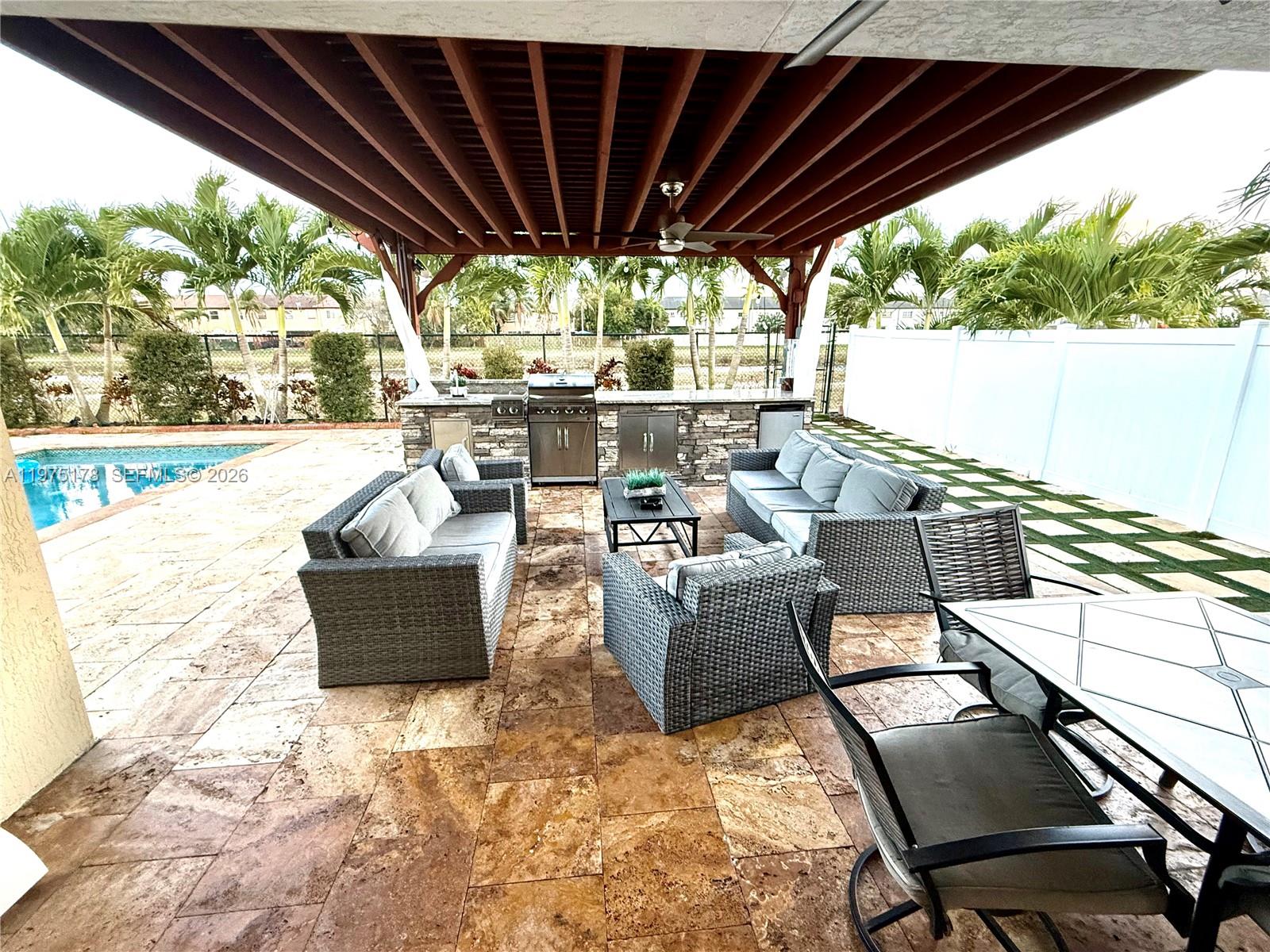 12718 SW 47th St Miramar, FL 33027