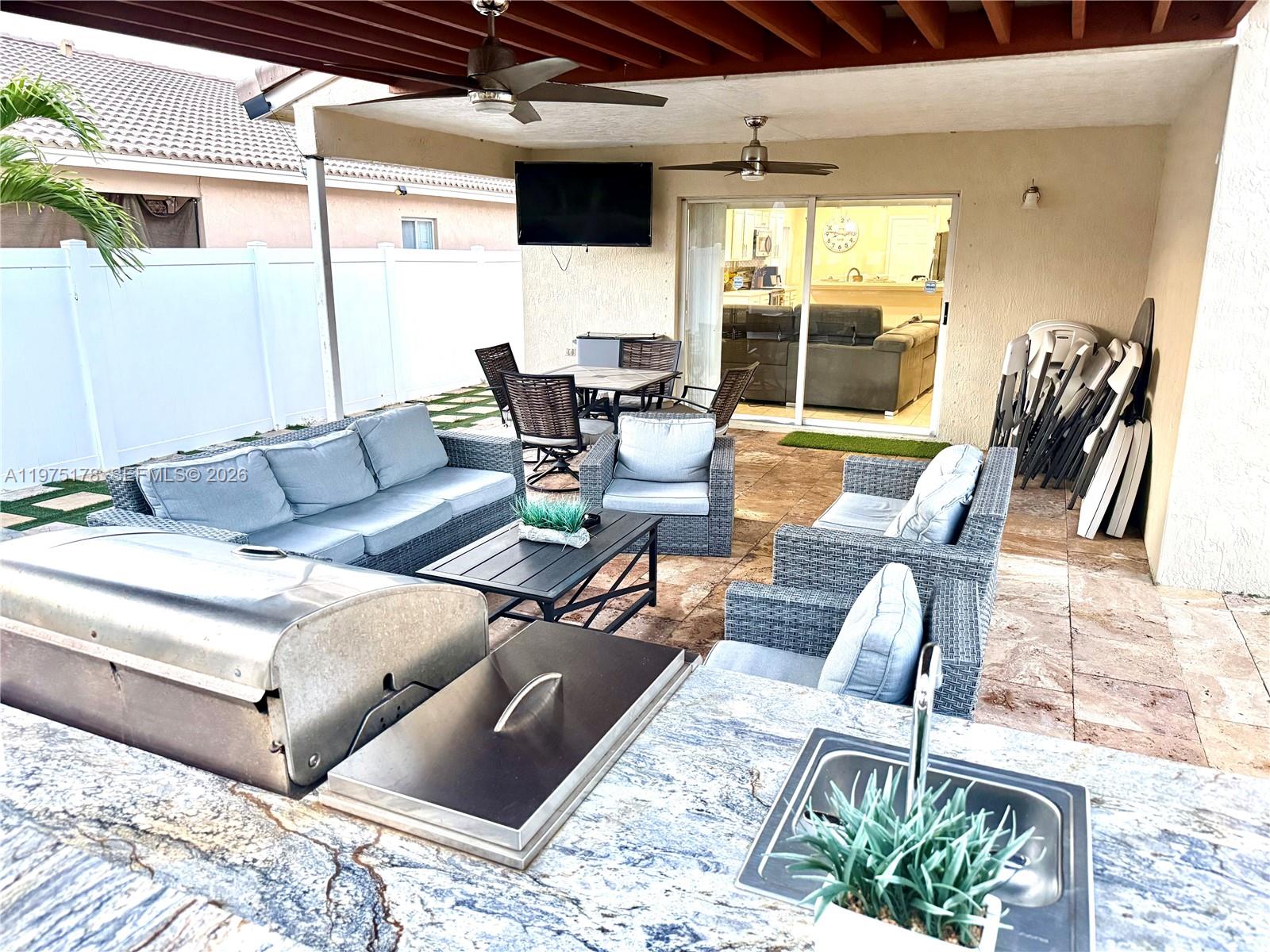 12718 SW 47th St Miramar, FL 33027