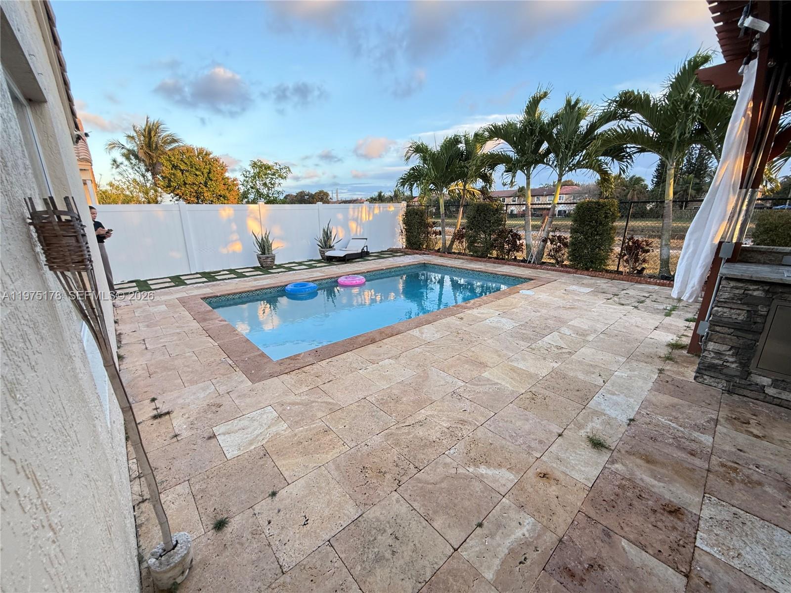 12718 SW 47th St Miramar, FL 33027