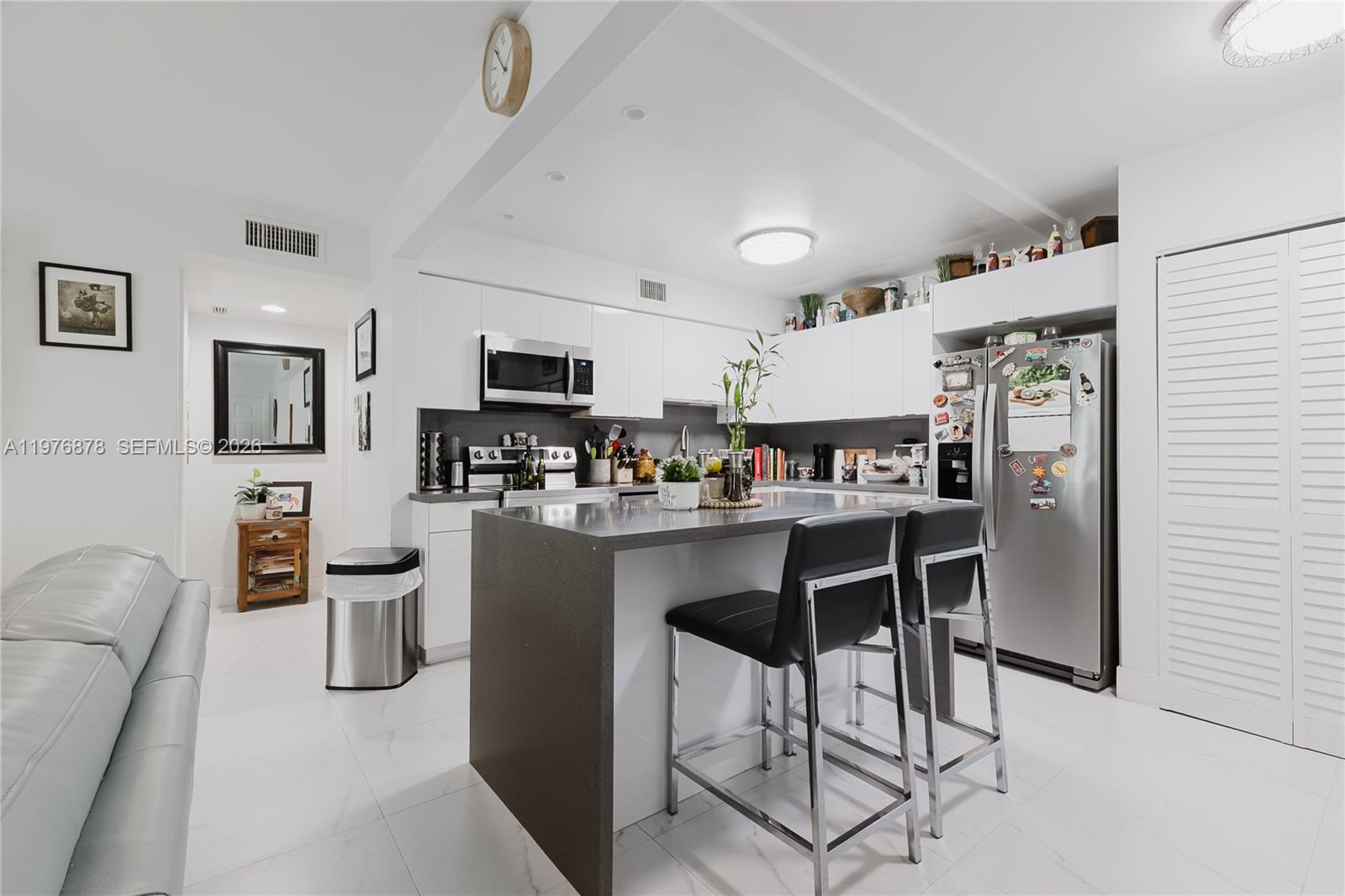 2621 SW 12th Ter Fort Lauderdale, FL 33315