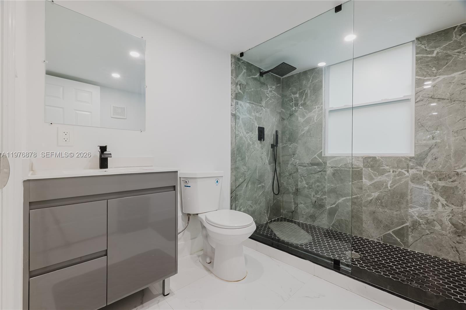 2621 SW 12th Ter Fort Lauderdale, FL 33315