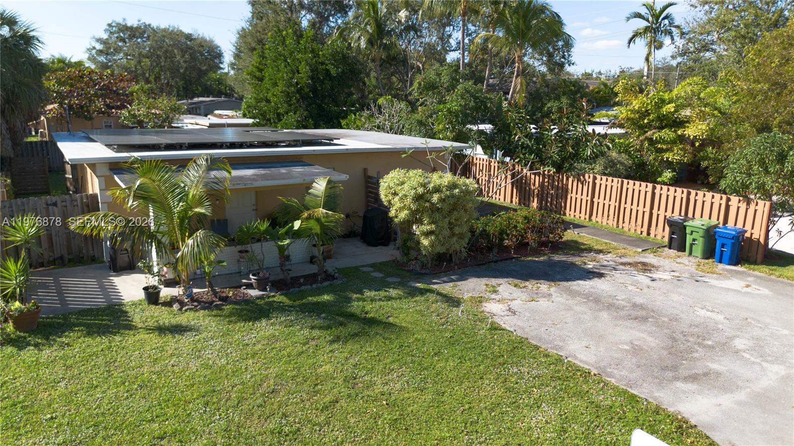 2621 SW 12th Ter Fort Lauderdale, FL 33315